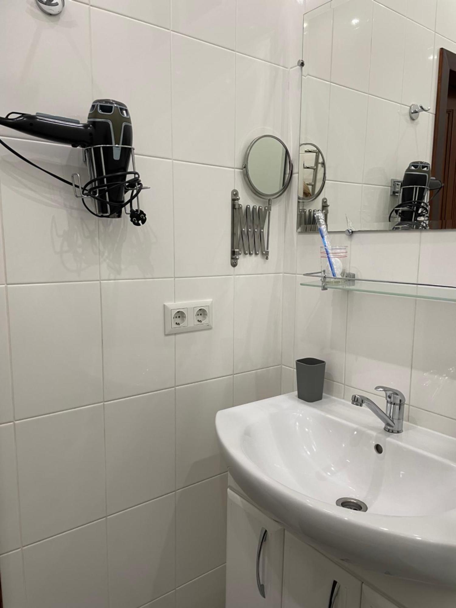 Freddies Apartment เคียฟ ภายนอก รูปภาพ